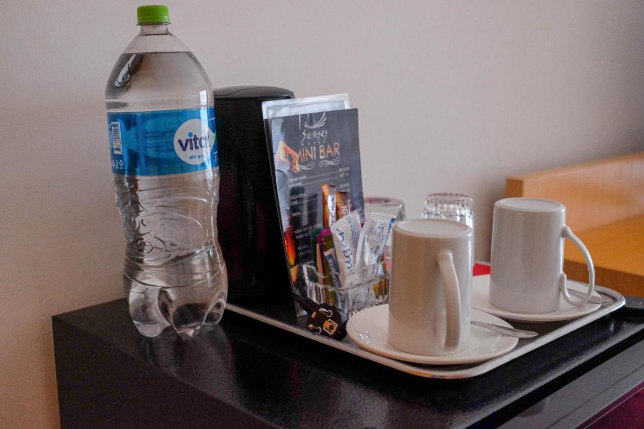 Hotel Senses Equipetrol سانتا كروز دي لا سي المظهر الخارجي الصورة